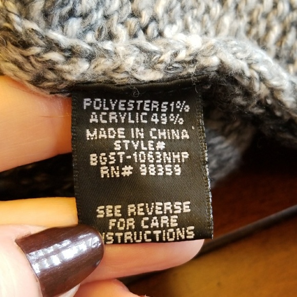 MADDISON 💋 SWEATER - Picture 7 of 8